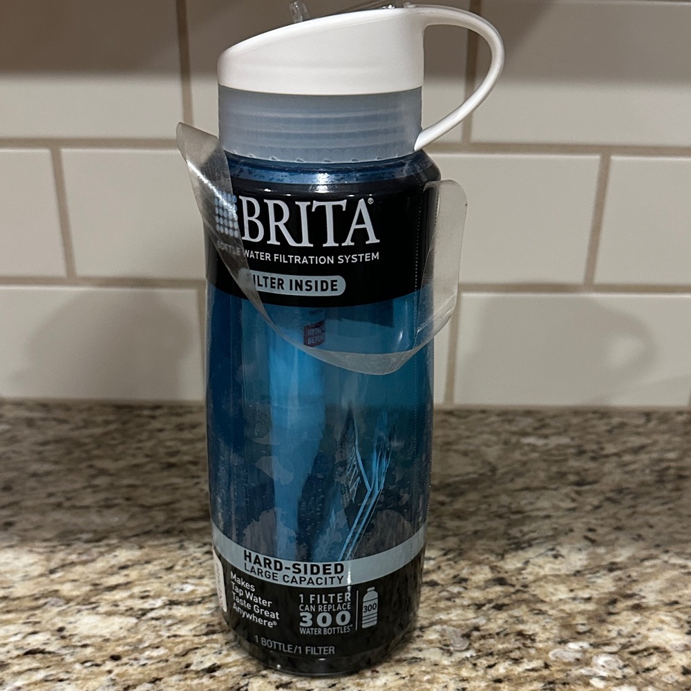 Brita Blue Water Bottle with Filter 32oz